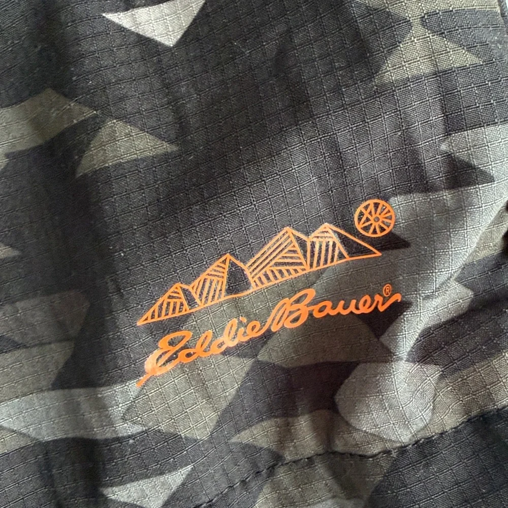 Eddie Bauer Black and Orange Mesh Shorts size 10 - Picture 3 of 7